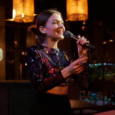 ВЕЧІР ВОКАЛЬНОЇ ІМПРЕЗИ ВІД ОКСАНИ КАРАЇМ